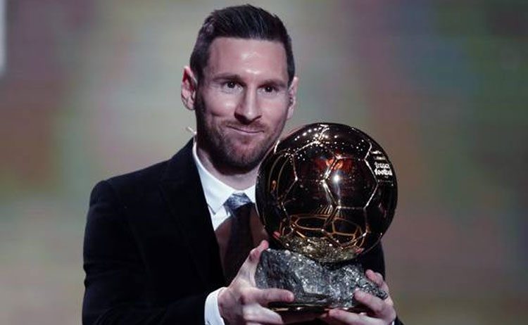 রোনালদোকে পেছনে ফেলে মেসির ষষ্ঠ ব্যালন ডি’অর