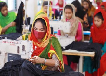 পোশাক রপ্তানিতে ফের দ্বিতীয় বাংলাদেশ