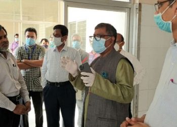 মাস্ক ছাড়া কেউ বাইরে বের হবেন না : স্বাস্থ্যমন্ত্রী
