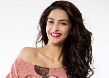 সোনম কাপুরের ‘কোয়ারেন্টাইন বিলাস’