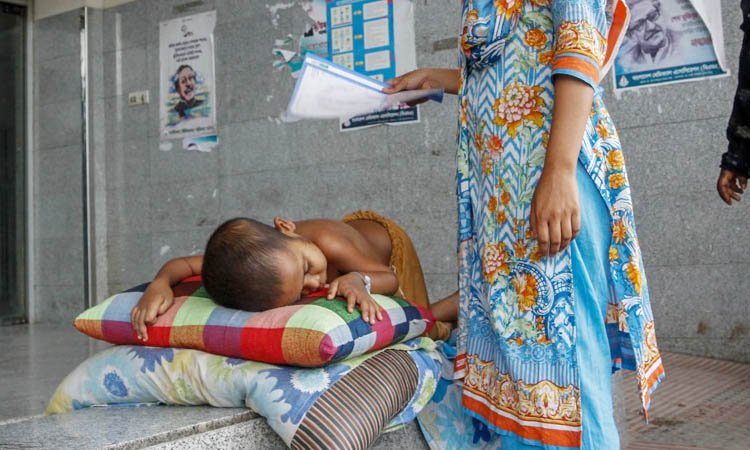 দেশে করোনায় মৃত্যু বেড়ে ১৭৩৮