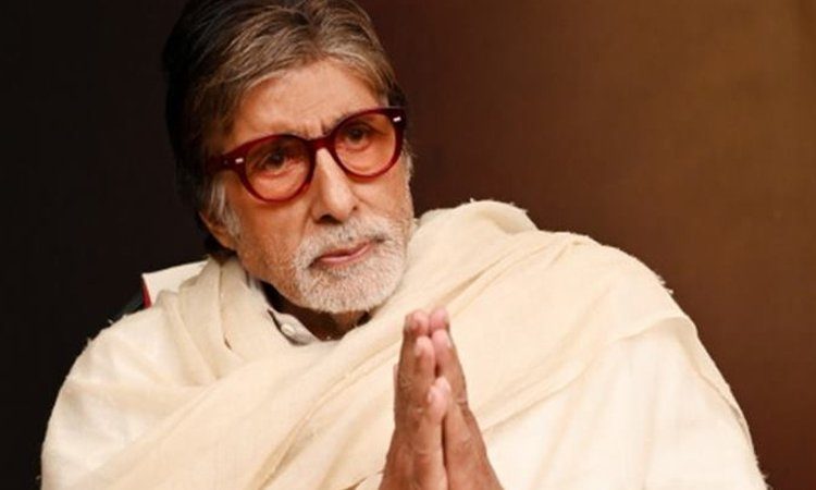 অমিতাভের সুস্থতা চেয়ে ভারতের সিনেমাপাড়া থেকে রাজনীতি পাড়ায় ‘টুইট ঝড়’
