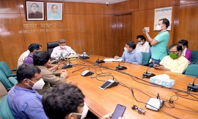 শেখ হাসিনাকে গ্রেফতার করে এই দিন গণতন্ত্রকেই বন্দি করা হয়েছিল: তথ্যমন্ত্রী