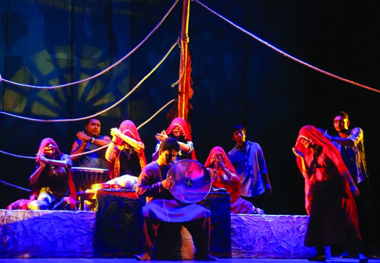 এবার মঞ্চের পর্দা উঠার অপেক্ষা…