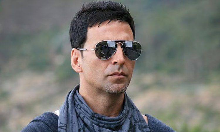 এবার আক্রমণের শিকার অক্ষয়