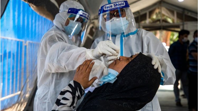 ১১ সপ্তাহ পর দেশে করোনা শনাক্ত ১০০ ছাড়ালো