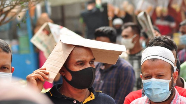 দুই জনের মৃত্যু, শনাক্ত ২১৬